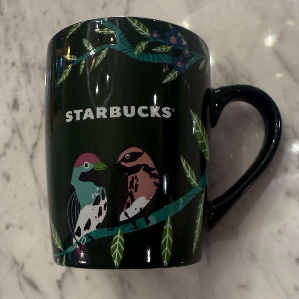 EXCELLENT Starbucks 2020 Green Coffee Mug Tropical Foliage Birds Tea Cup 10oz
